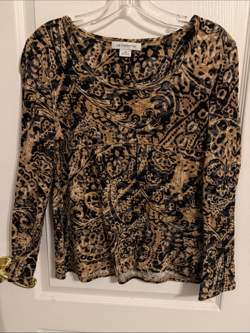Liz Claiborne Black and Tan Paisley-Print Long Sleeve Top